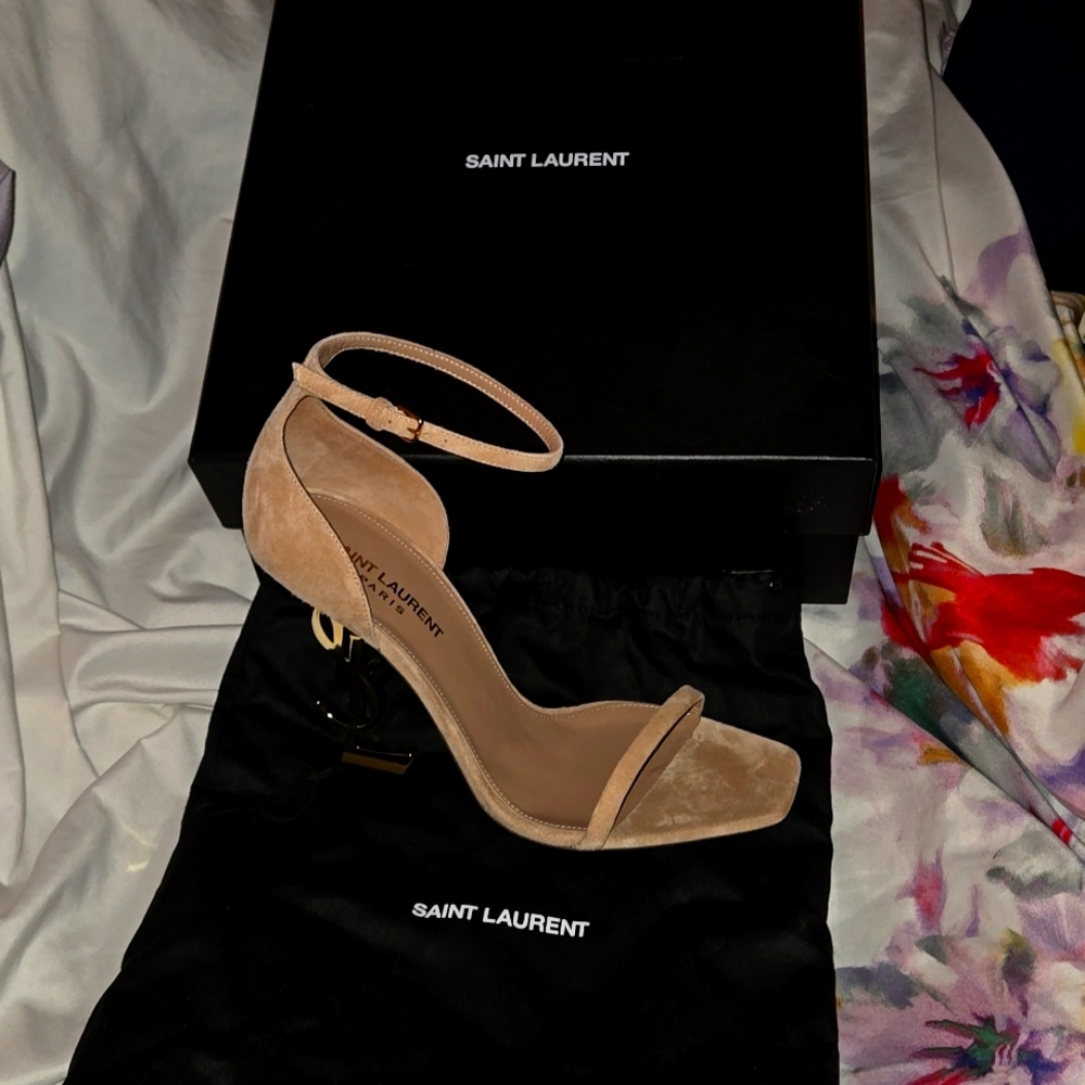Yves Saint Laurent Gold and Cream Heels